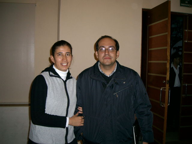 Paulina con el Maestro Enrique Armenta.