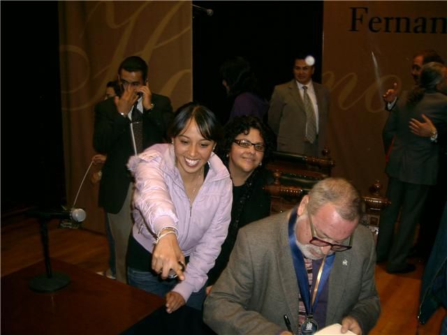 Maestra Adriana del Río koerber con Fernando Savater. Febrero 2010.