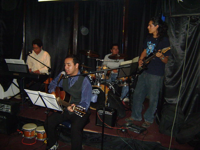 El grupo de izq. a der: Alejandro Villaseñor. Yo, Jorge Herrera y Fidel Orta (invitado).